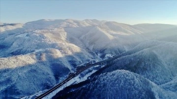 Bolu Dağı'nda kar manzarası drone ile görüntülendi