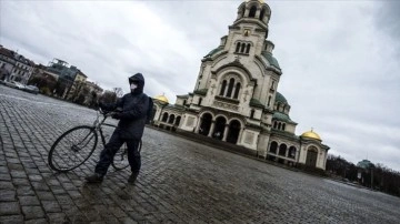 Bulgaristan olağanüstü salgın durumunu 4 ay daha uzattı