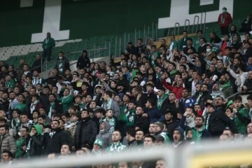 Bursaspor’a hem para hem bloke cezası