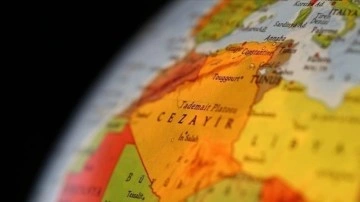 Cezayir, Batı Sahra sorununun görüşülmesi için yapılan 'yuvarlak masa toplantılarından' çe