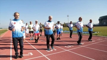 'Çılgın Dadaşlar' spor tutkularıyla gençlere taş çıkartıyor