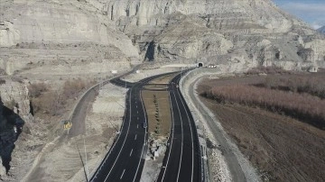 Doğu ve Güneydoğu Anadolu'yu Karadeniz'e bağlayan Pirinkayalar Tüneli bugün açılıyor