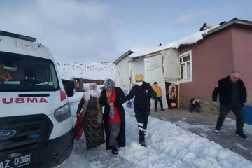 Doğum hastası kadın 4 saatte hastaneye yetiştirildi