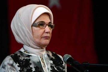 Emine Erdoğan: "Angola halkının birlik içinde yürüttüğü çalışmaları takdirle izliyoruz"