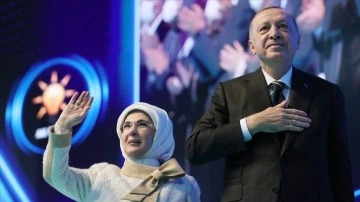 Emine Erdoğan'dan kendisi ve Cumhurbaşkanı Erdoğan'ın sağlık durumuna ilişkin açıklama