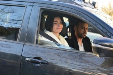 Emre Kaya suskun, Merve Boluğur 'Aşk yok iş var' diyor