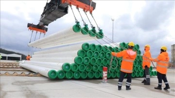 En büyük doğal gaz keşfini taşıyacak boruların ilk etabı Filyos Limanı'na getirildi