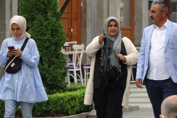 En çok Covid vakasının görüldüğü Trabzon’da maskeler çene altında