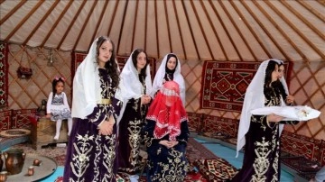 Erzurumlular ata geleneklerini kültür ve spor etkinlikleriyle yeniden yaşadı