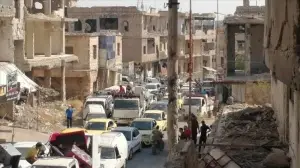 Esed rejimi Suriye'nin güneyindeki Dera'da kuşattığı mahalleye yoğun saldırı başlattı