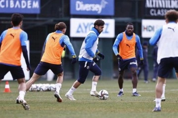 Fenerbahçe, Adana Demirspor maçı hazırlıklarını sürdürdü