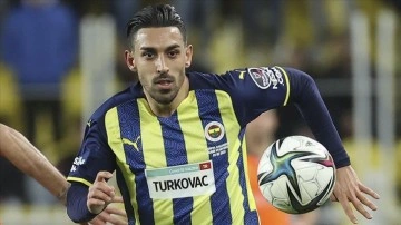 Fenerbahçeli İrfan Can Kahveci'nin omuz başında kırık tespit edildi