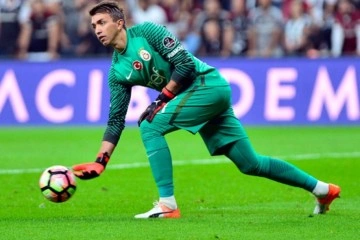 Fernando Muslera 97 gün sonra kalede