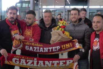 Galatasaray kafilesi Gaziantep'te