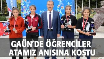 GAÜN’DE ÖĞRENCİLER ATAMIZ ANISINA KOŞTU