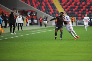 Gaziantep FK - Beşiktaş Maçı Canlı Anlatım!
