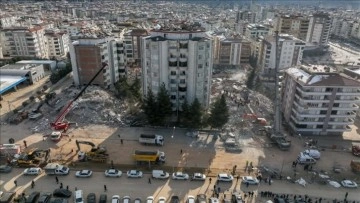 Gaziantep'te depremde yıkılan Ayşe-Mehmet Polat sitesinin müteahhidi İstanbul'da gözaltına