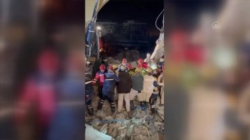 Gaziantep'te enkaz altında kalan 62 yaşındaki kadın 163 saat sonra kurtarıldı