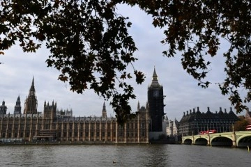 İngiltere Parlamentosu'nda Çin ajanı alarmı