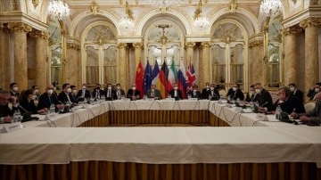 İran medyası: Viyana'daki nükleer müzakerelere perşembe günü ara verilecek