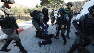 İsrail güçleri, Batı Şeria'da Yahudi yerleşim birimi protestosunda 28 Filistinliyi yaraladı