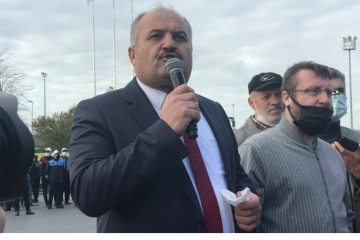 İstanbul’da taksiciler UKOME toplantısına akın etti