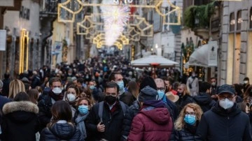 İtalya'da son 24 saatte 93 bini aşkın Kovid-19 vakası tespit edildi