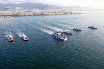 İzmir trafiğinde deniz ferahlığı