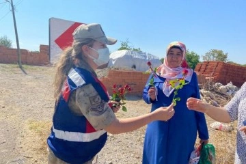 Jandarma, yaşlıları unutmadı