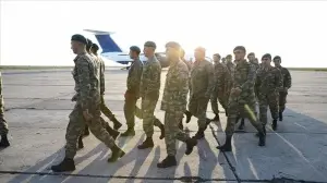Kabil havalimanında görev yapan Azerbaycan askerleri Bakü'ye döndü