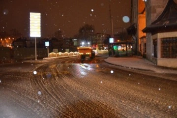 Kar yağışı etkisini artırıyor