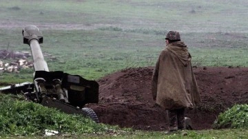 Karabağ'da yasa dışı Ermeni silahlı gruplarca açılan ateşte Azerbaycan askeri şehit oldu