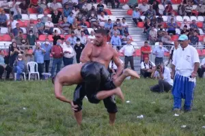 Karadeniz’in Kırkpınar’ı nefes kesti