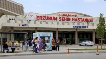 Kovid-19'un yükünü çeken Erzurum Şehir Hastanesi artık tüm hastalara şifa oluyor