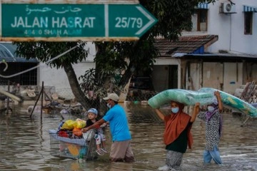 Malezya’da 1,5 milyar dolarlık hasar