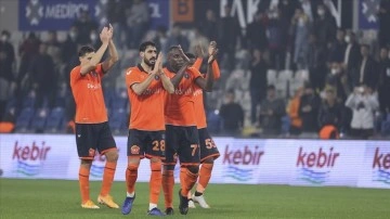 Medipol Başakşehir, yarın Adana Demirspor'u konuk edecek
