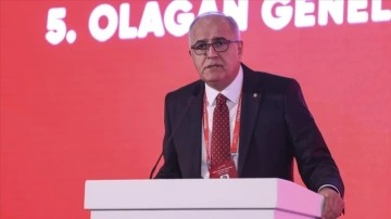 Mehmet Akif Üstündağ yeniden Voleybol Federasyonu Başkanlığı'na seçildi