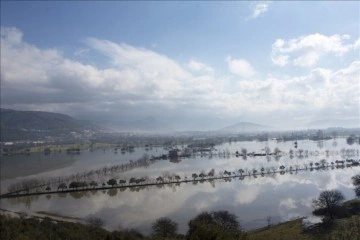 Muğla'da sağanak etkili oluyor