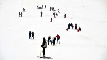 Muş Kayak Merkezi 1,5 yıl sonra kayakseverleri ağırlamaya başladı
