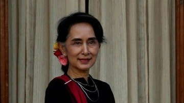 Myanmar’ın devrik lideri Su Çii, 4 yıl hapis cezası aldı