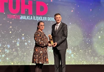 GAZİANTEP SANAYİ ODASI’NA ALTIN PUSULA ÖDÜLÜ