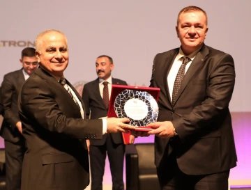 AKINCI: “MESLEKİ EĞİTİM GELECEĞİN EKONOMİSİNİN ANAHTARIDIR”