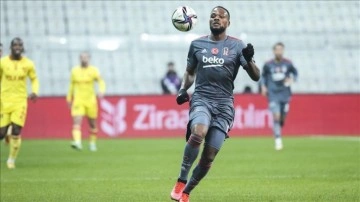 PFDK, Beşiktaşlı futbolcu Larin'e 1 maç men cezası verdi