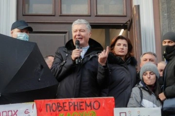 Poroşenko’nun yargılandığı davada karar verildi