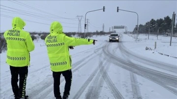 Samsun-Havza ile Erzincan-Erzurum yolu ulaşıma kapatıldı