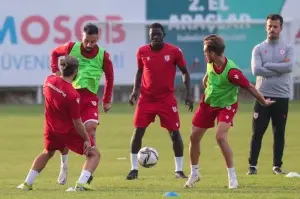 Samsunspor’da Fofana ve Melih Altıkulaç’ın lisansı çıkartıldı