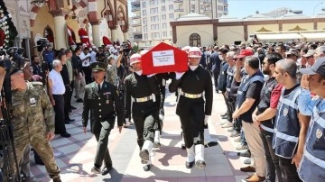 Şehit Topçu Uzman Çavuş Cirnooğlu, Kilis'te son yolculuğuna uğurlandı