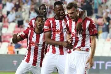 Sivasspor, İstanbul takımlarına yenilmiyor