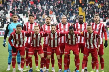 Sivasspor’da futbolculara 4 gün izin verildi