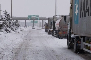 TAG Otoyolu trafiğe kapatıldı